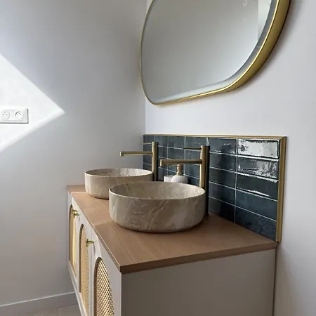 Loft D'exception De 115m2 - Hyper Centre - Vue Sur Le Beffroi Amiens